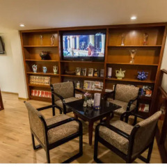 Royal Hotel Saigon развлечения