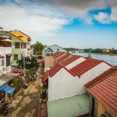 Отель Minh An Riverside Villa бассейн