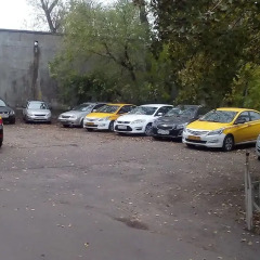 Hostel Monarkh парковка