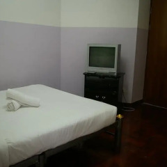 Moom Pon Khlai Hostel & Spa комната для гостей фото 4