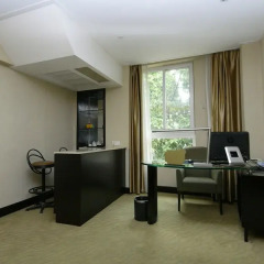 King Garden Hotel удобства в номере фото 2