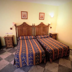 Отель Hostal Puerta de Monfragüe комната для гостей фото 2