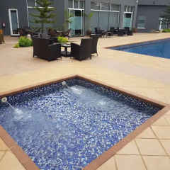 Отель Golden Tulip Ibadan бассейн