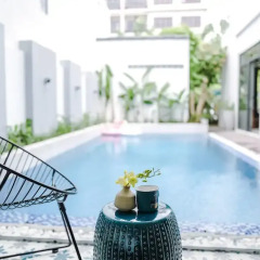 Отель Volar Homestay бассейн