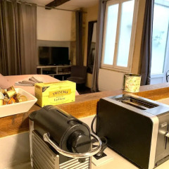 Апартаменты Lovely studio heart of Le Marais Париж в номере