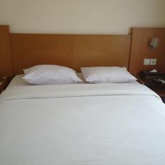 Cosmo Hotel In Jambi Indonesia From 30 Photos Reviews - 