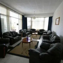 Отель Top Hill Residence Kiriri развлечения