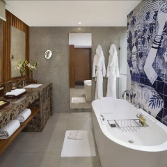 Отель Taj Exotica Resort & Spa, Goa ванная фото 2