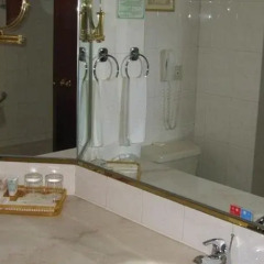 Отель Xiamen Huaqiao Hotel Китай, Сямынь - отзывы, цены и фото номеров - забронировать отель Xiamen Huaqiao Hotel онлайн ванная