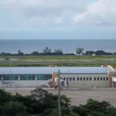 Отель Tropical Court Resort Near Montego Bay Airport пляж фото 2