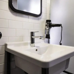 Отель pentahotel Brussels Airport ванная фото 2