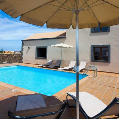 Отель Villas Mazo Лахарес бассейн