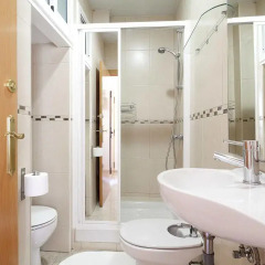 Отель Stay Barcelona Apartments Barceloneta Испания, Барселона - отзывы, цены и фото номеров - забронировать отель Stay Barcelona Apartments Barceloneta онлайн ванная