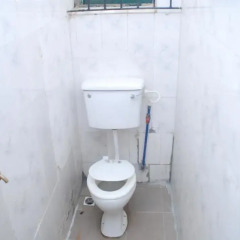 Отель Oyins Holiday Inn Annex ванная