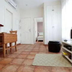 Отель Apartamentos Tirso De Molina комната для гостей фото 5