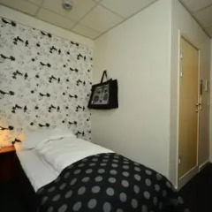 Hotel Sverre сейф в номере
