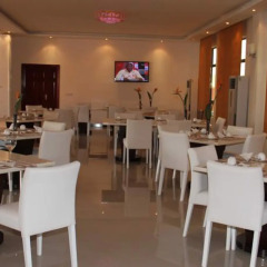 Hotel Ritz Lauca питание