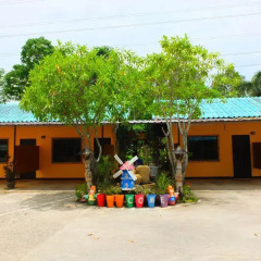 Отель Tongyang Bungalow парковка