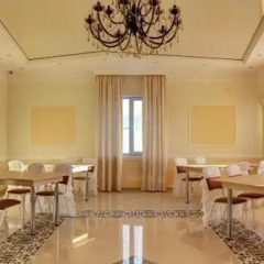 Adabi Hotel