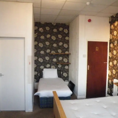 Earlsway Hotel фитнесс-зал