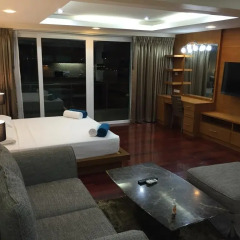 Отель Le Versace Residence комната для гостей фото 3