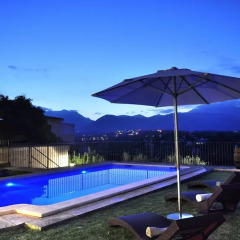 Отель Holiday Home Joan Julia бассейн