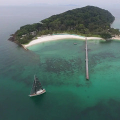 Отель Yacht By The Beach На Чом Тхиан пляж