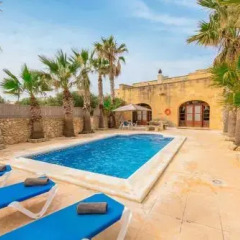 Отель Villa Veduta Мальта, Айнсилем - отзывы, цены и фото номеров - забронировать отель Villa Veduta онлайн бассейн