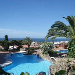 Отель El Capistrano Village бассейн