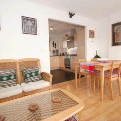 Отель Veeve Top Of The World White Lion Street 2 Bed Penthouse Islington Лондон комната для гостей фото 3