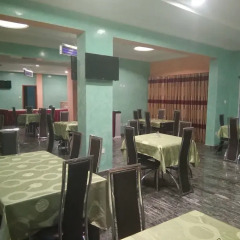 Ozom Hotel Энугу питание