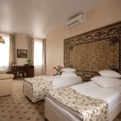 Гостиница Sovetskaya Themed Hotel в Иркутске отзывы, цены и фото номеров - забронировать гостиницу Sovetskaya Themed Hotel онлайн Иркутск комната для гостей фото 3