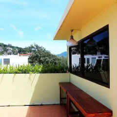 Отель Baan Chomtawan Guesthouse балкон