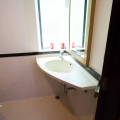 Отель ZEN Rooms Ramkham 15 Таиланд, Бангкок - отзывы, цены и фото номеров - забронировать отель ZEN Rooms Ramkham 15 онлайн ванная фото 2
