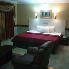 Brighton Hotel and Suites спа