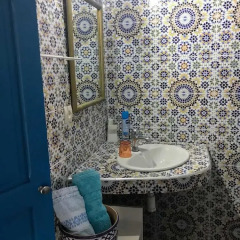 Отель Riad Aicha ванная