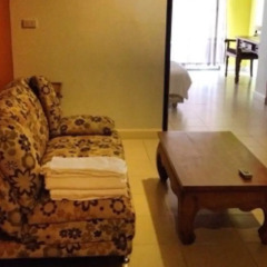 Отель Jomtien Little Mango Guesthouse спа
