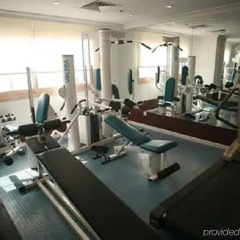 Dolphin Hotel Apartments фитнесс-зал фото 4
