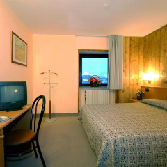 Hotel Lion Noir Грессан удобства в номере