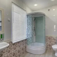 Adabi Hotel ванная