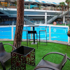 Отель The Level at Melia Castilla бассейн