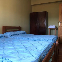 Отель Hostal Galicia Монфорте-де-Лемос сейф в номере