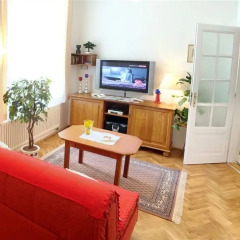 Отель Royal Route Aparthouse Прага комната для гостей фото 12