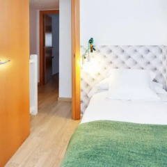Апартаменты Feelathome Marquet Beach Apartments комната для гостей фото 4