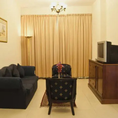Ramee Guestline 2 Hotel Apartments комната для гостей фото 3