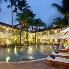 Отель Horizon Patong Beach Resort & Spa бассейн фото 3