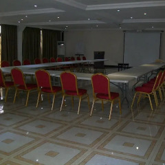 Ampomaah Hotel