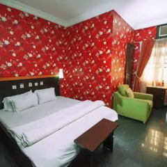 Отель Grace Manor Hotels and Suites Нигерия, Энугу - отзывы, цены и фото номеров - забронировать отель Grace Manor Hotels and Suites онлайн комната для гостей фото 4