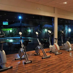 BON Hotel Delta фитнесс-зал