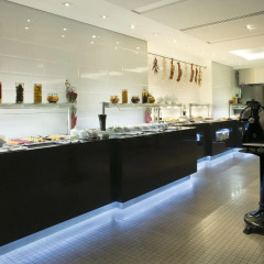 Tangla Hotel Brussels гостиничный бар